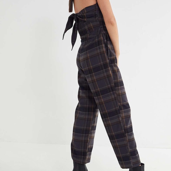 UO Plaid Tie-Back Strapless Jumpsuit - Picture 3 of 4